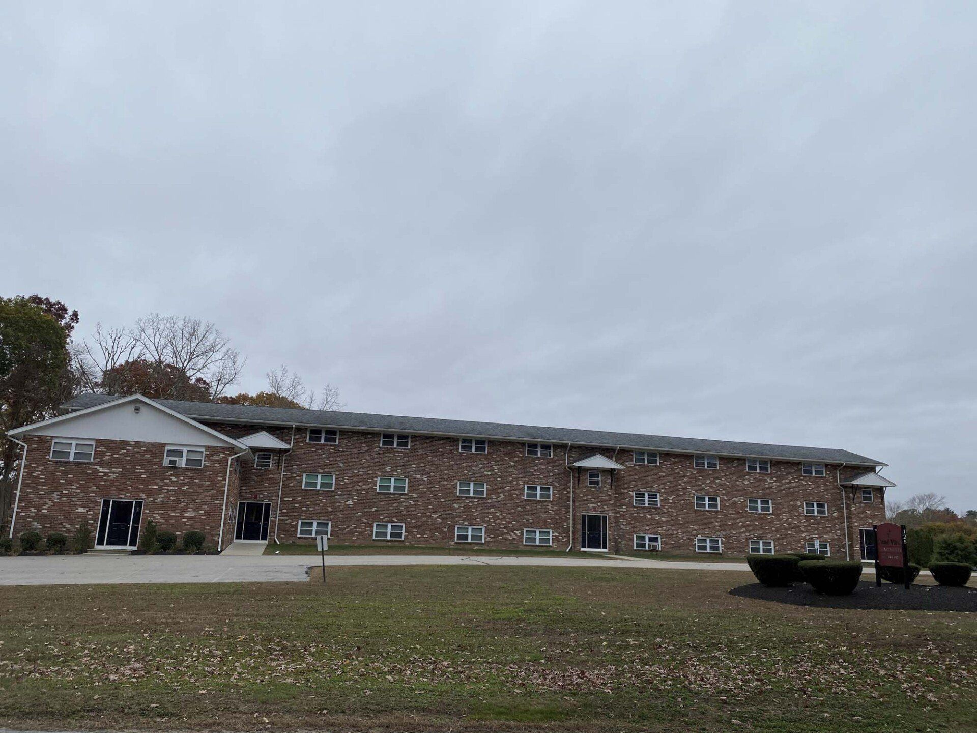 Exterior of Pond View Apartments