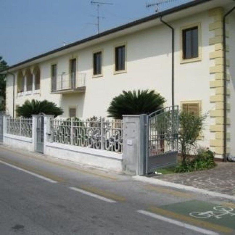 decorazioni per facciata
