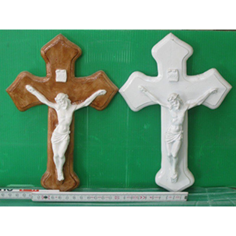 crocifissi in gesso