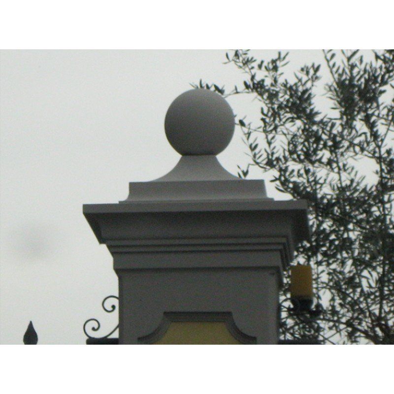 decorazione per cancello in cemento