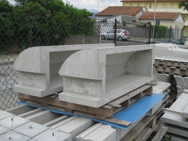 decorazioni in cemento per esterni