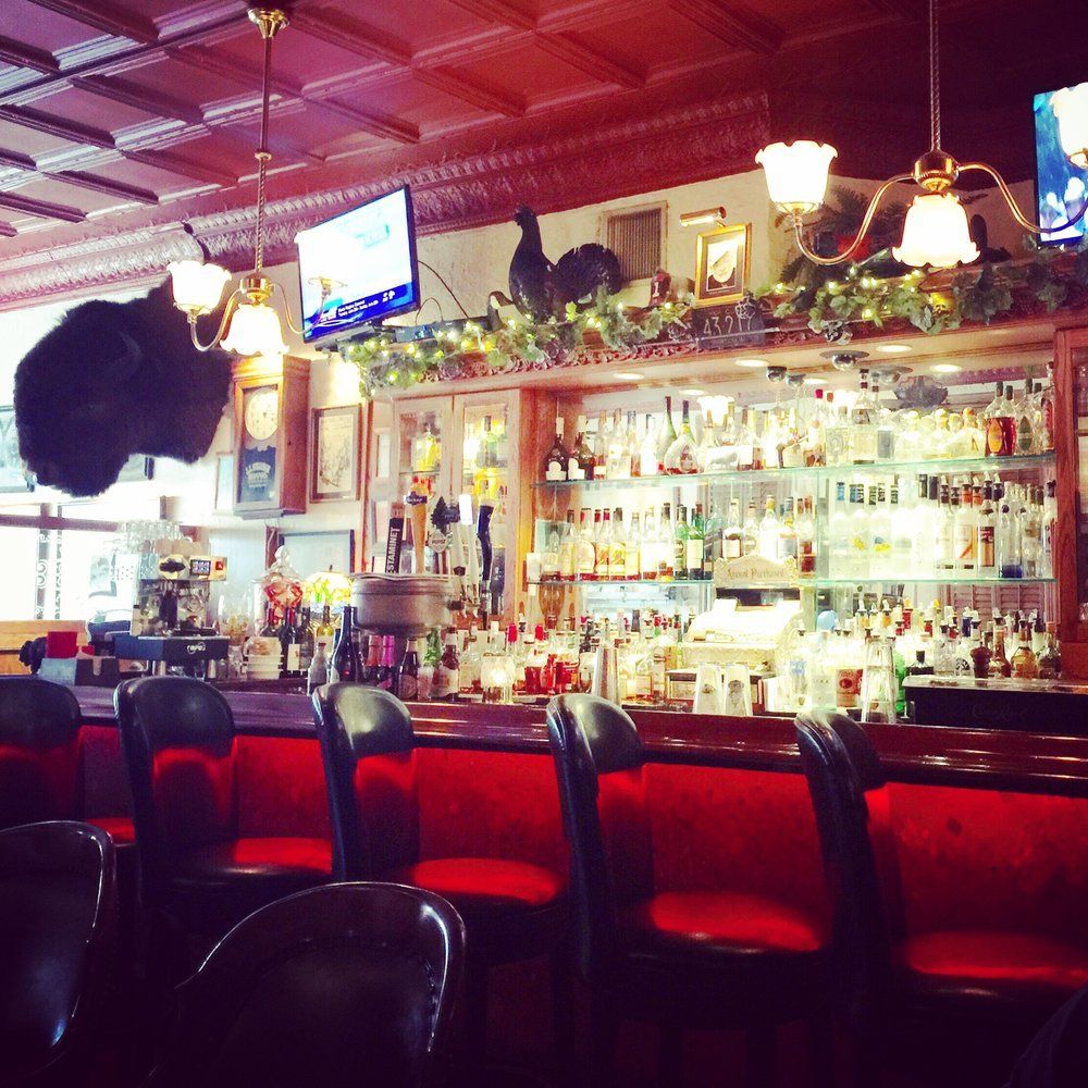 Tweed’s Bar