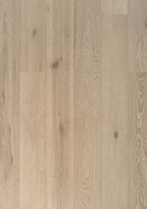 closeup of palazzo timber