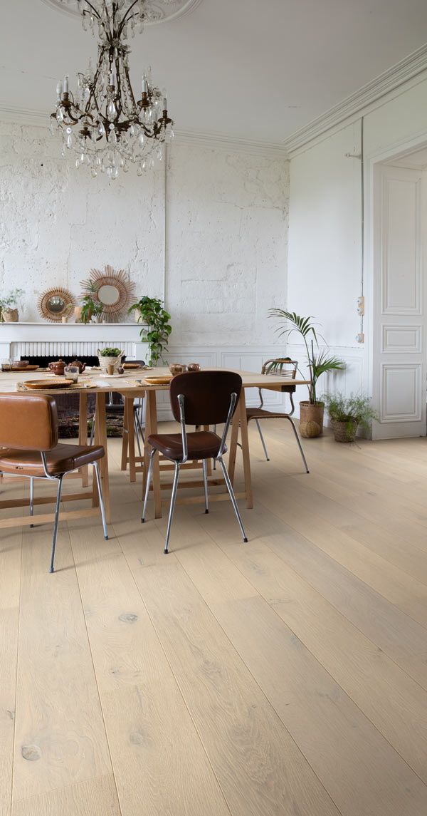 dining room with light palazzo timber