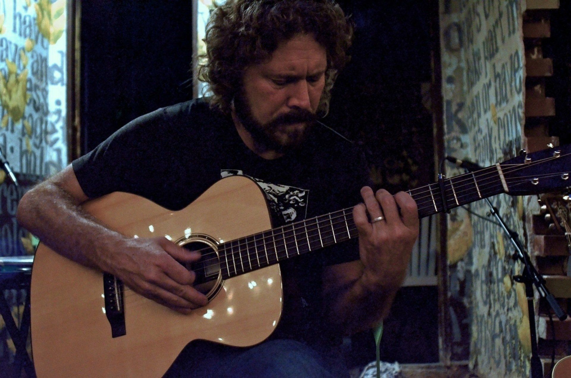 Buck Curran's new album is out now