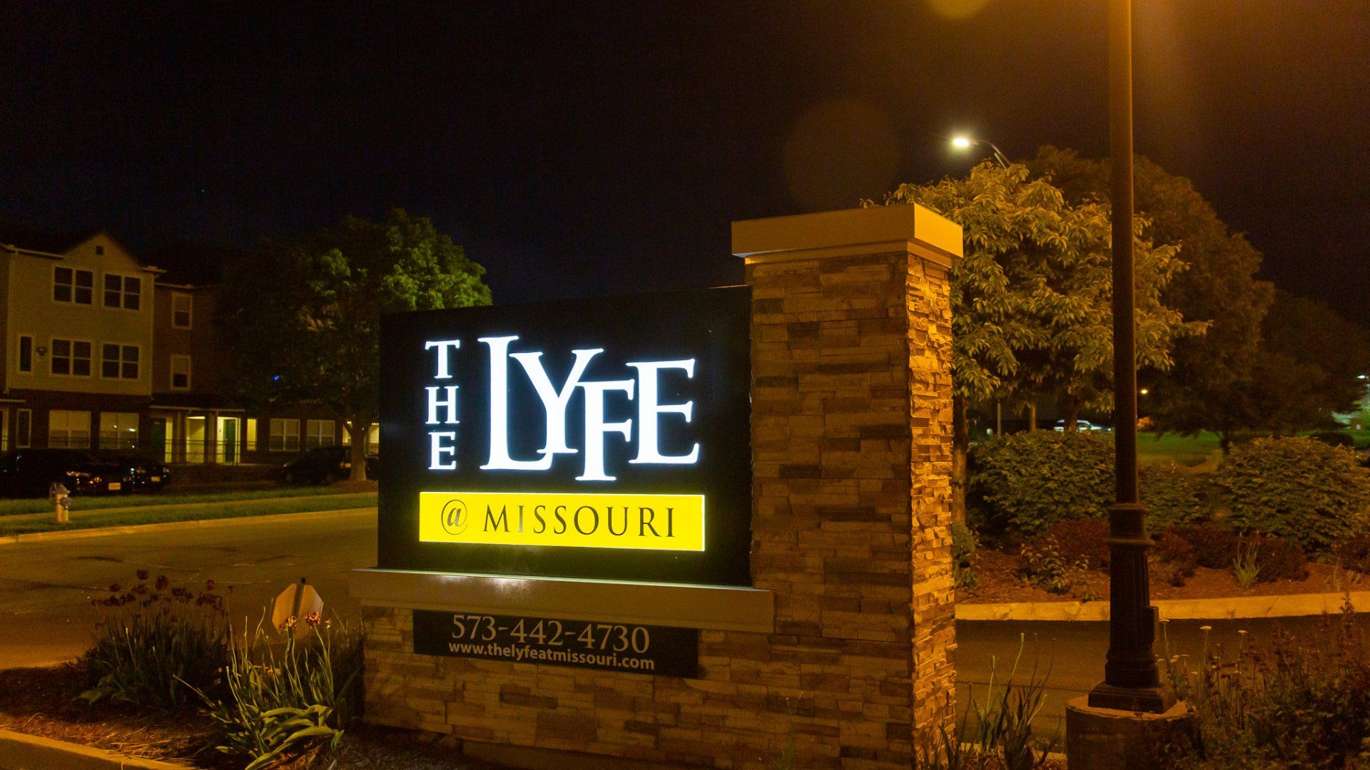sign at night