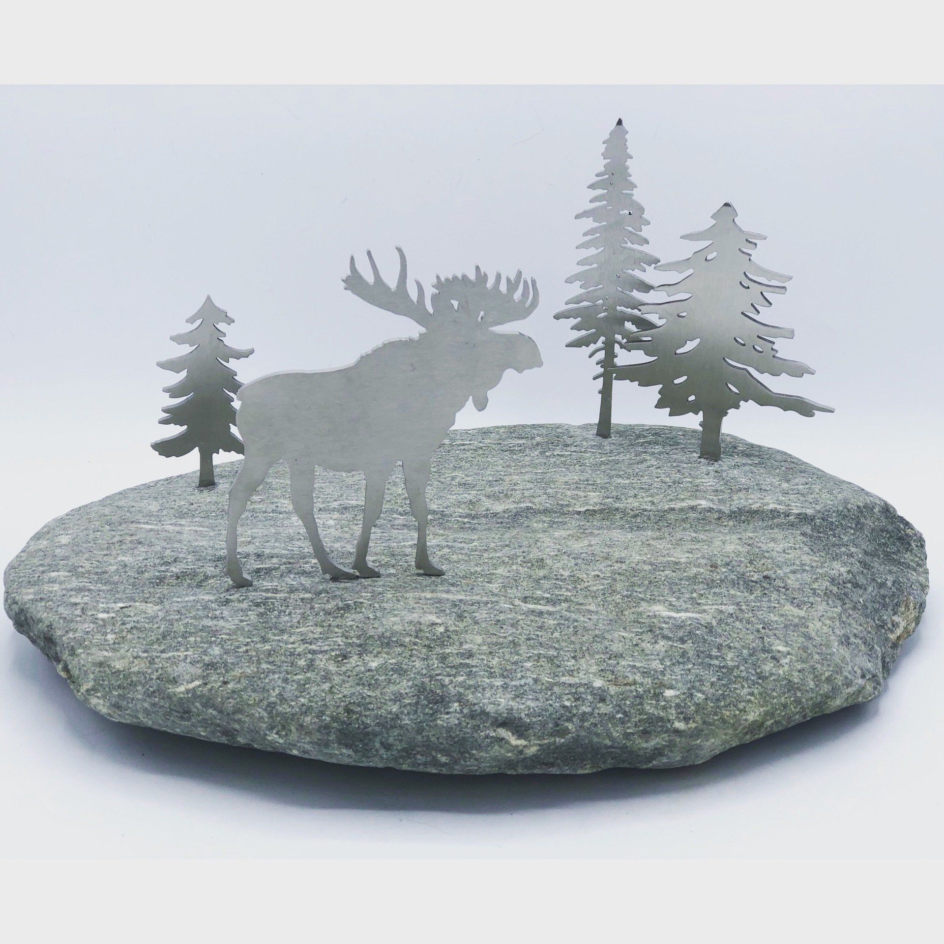 Vermont Rocks outdoor moose sculpture decor