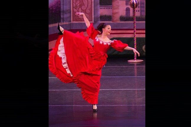 Anna in The King & I - Ballet Academy in Schaumburg, IL