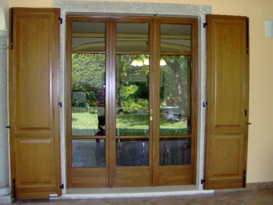 Finestra e scuri