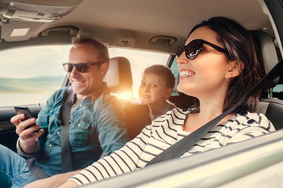 famiglia in auto