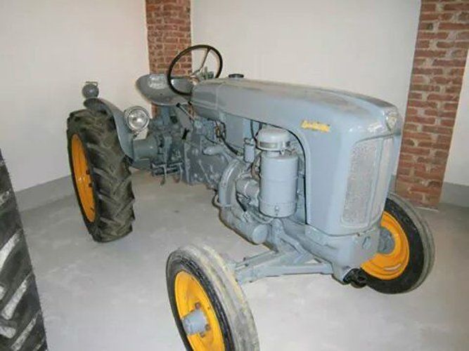 Restauro trattore d'epoca