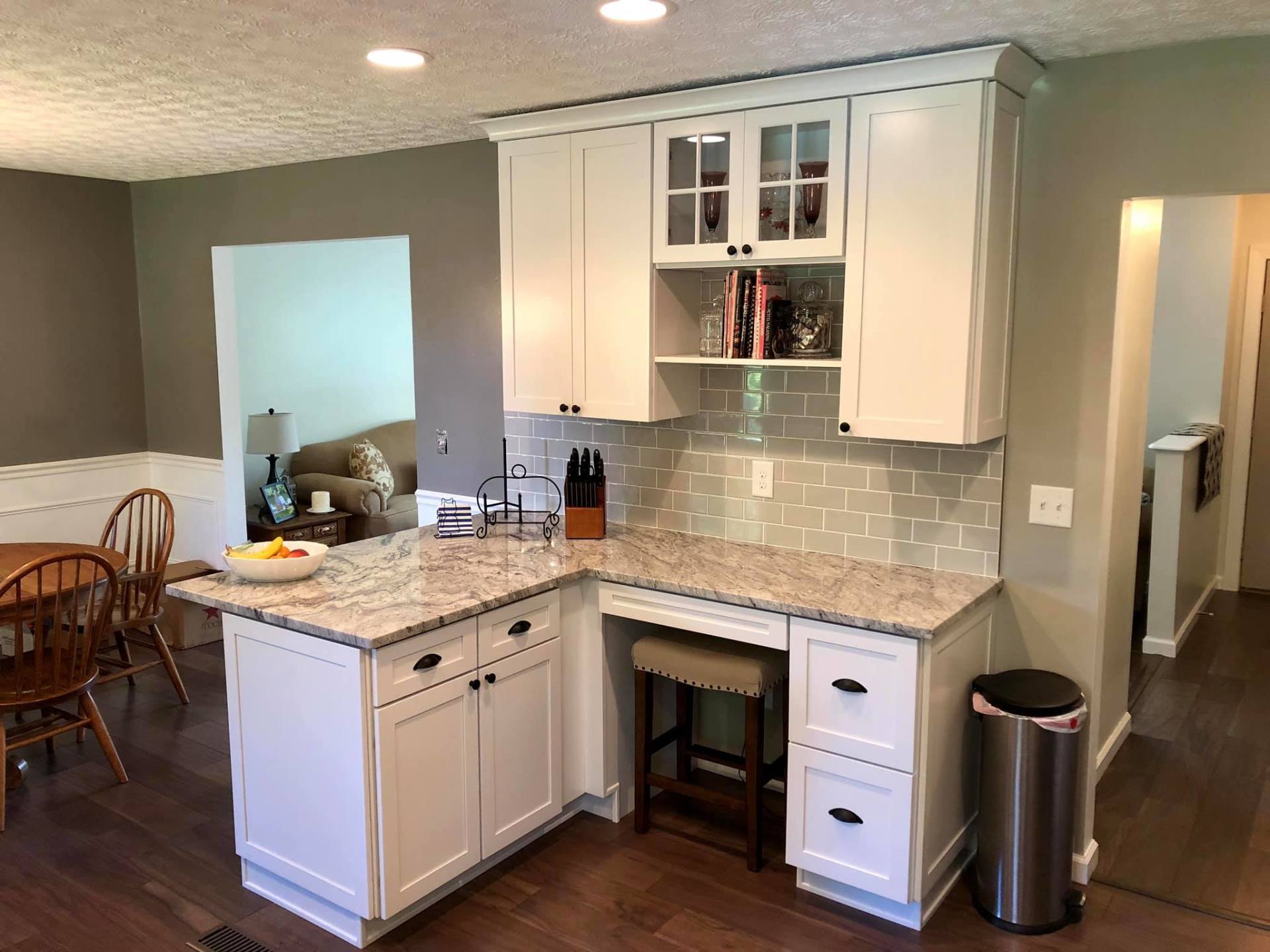 l shaped kitchen counter