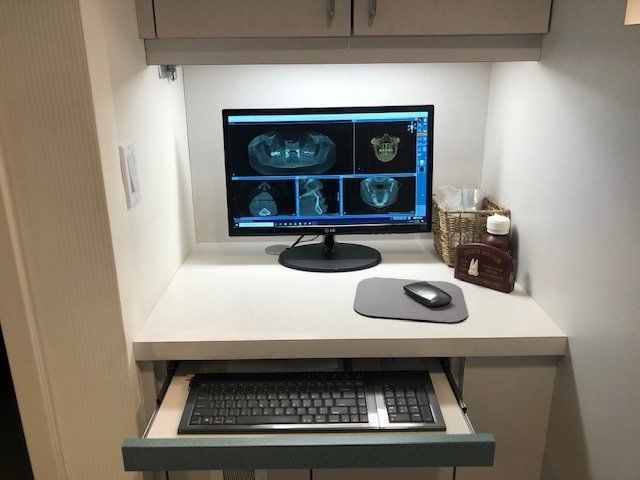 Dental Images on the Monitor — Pinole, CA — Dalia E. Perez-Salinas, D.D.S. Dental Images on the Monitor — Pinole, CA — Dalia E. Perez-Salinas, D.D.S.