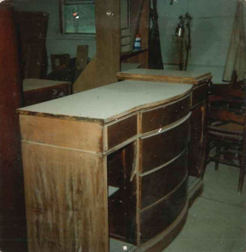dresser before furniture refinishing