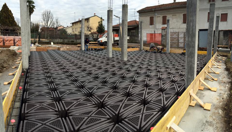 realizzazione casseforme per pilastri in cemento armato