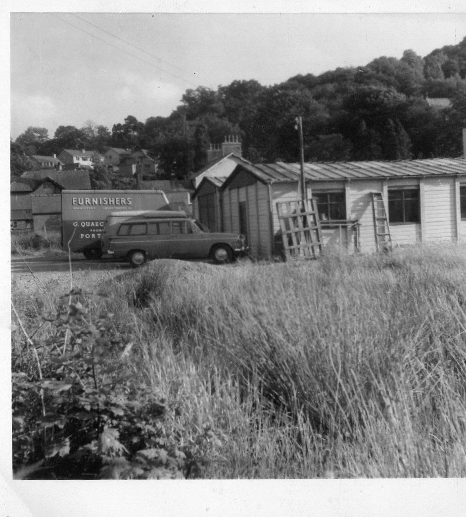 Early photo of the Quaeck's pine furniture factory