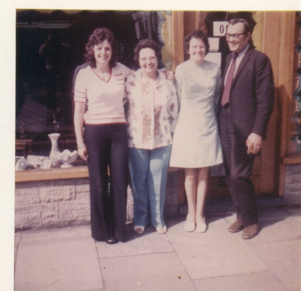 Mr. Quaeck and sales team from 150 High Street