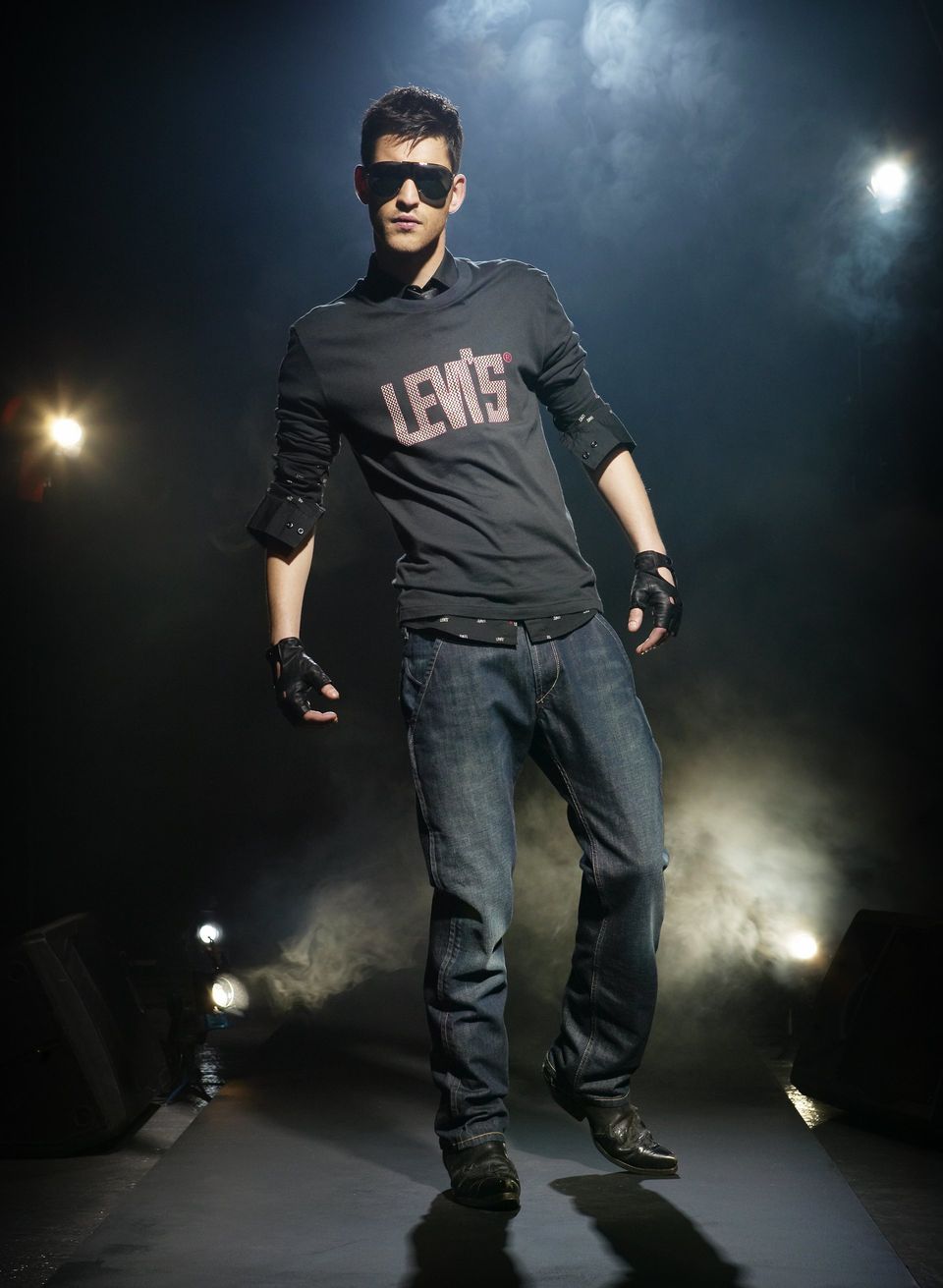 levis, robert decelis