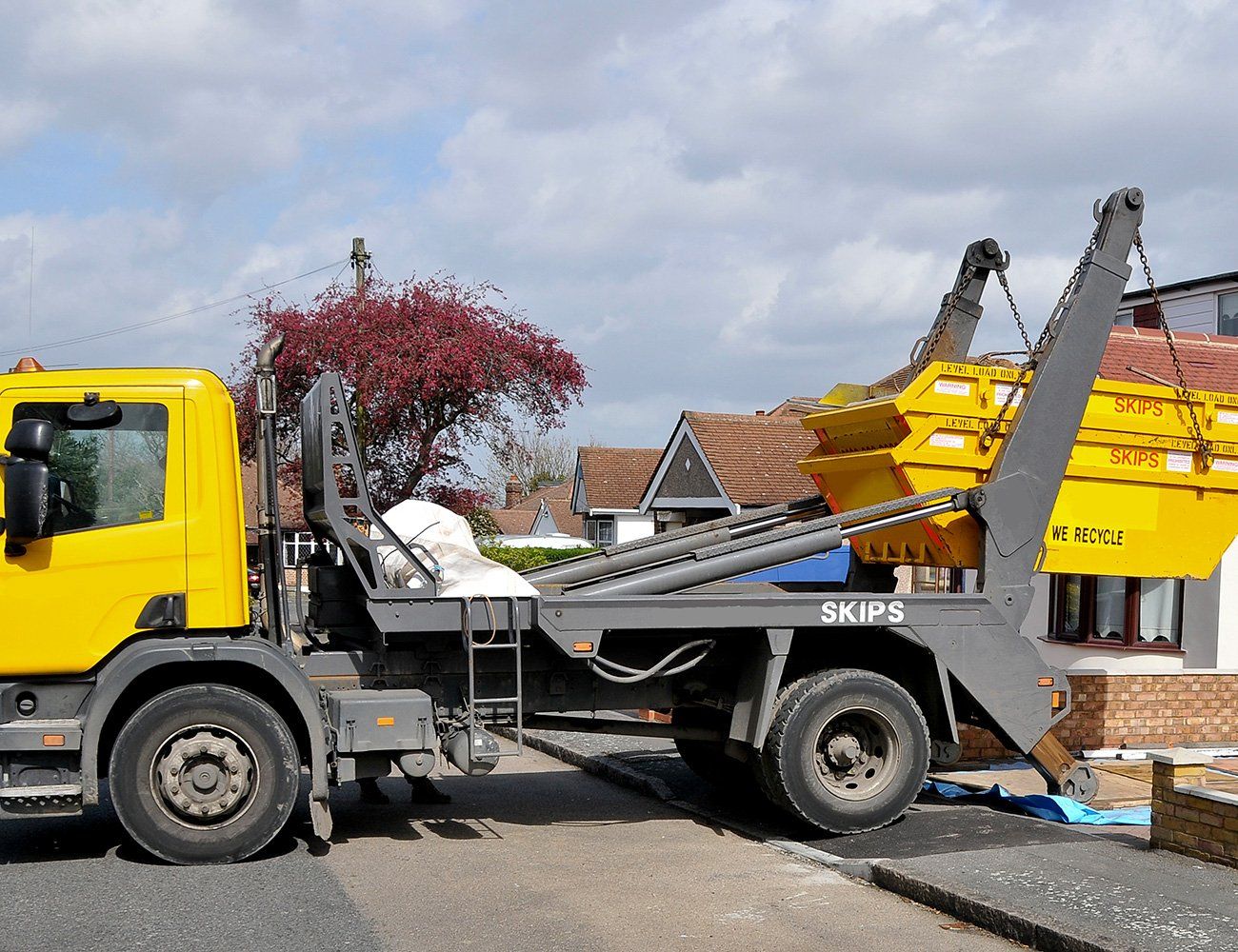 cHEAP SKIP HIRE PRICES