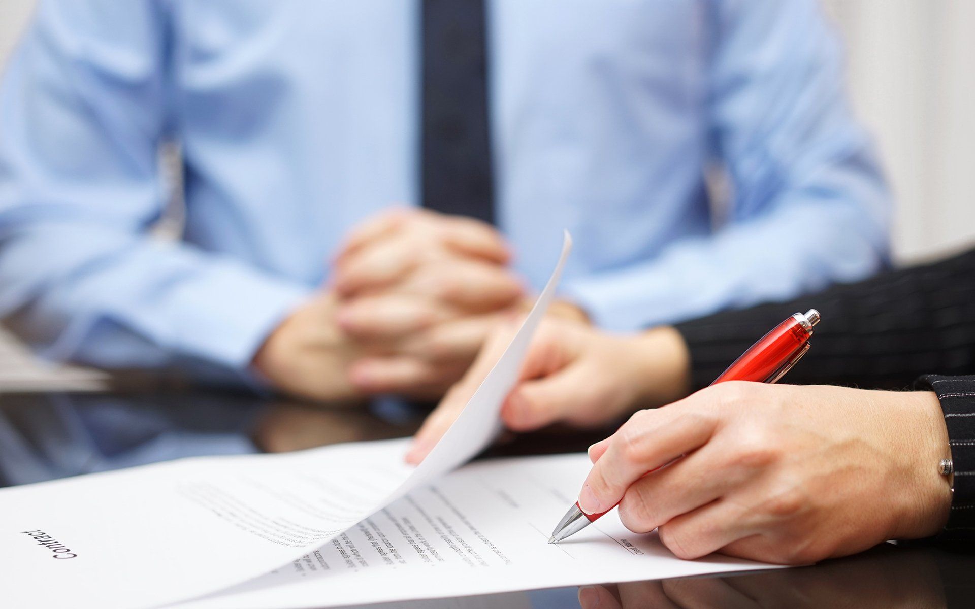 Lawyer And Client Talking About A Case — Hillsville, VA — Tolbert & Tolbert, LLP Lawyer And Client Talking About A Case — Hillsville, VA — Tolbert & Tolbert, LLP