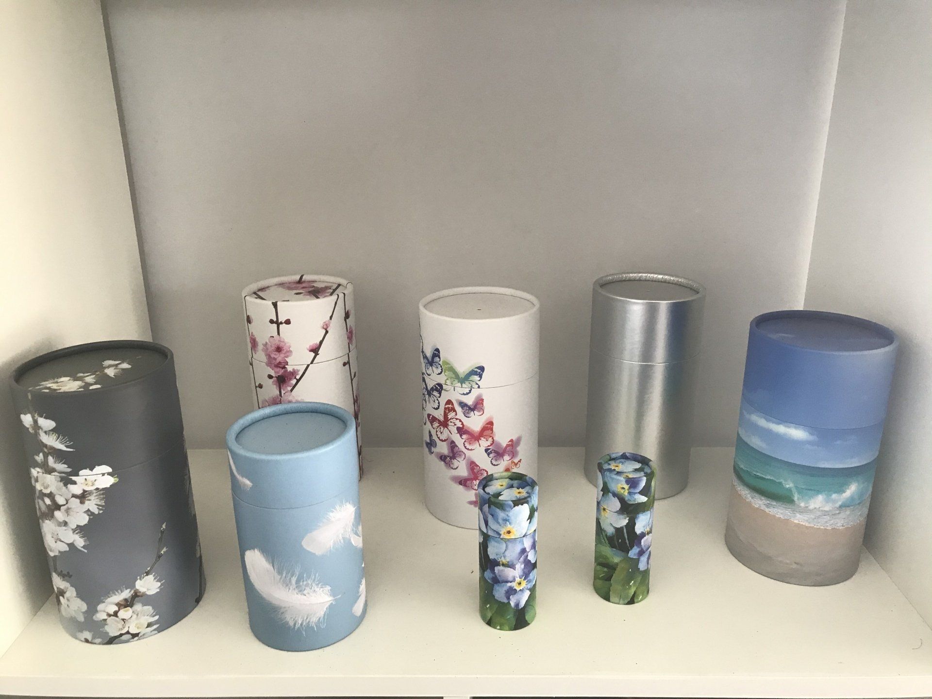 Range of scatter urns for pet cremations