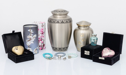 Some of our range of memorial gifts, urns & keepsakes Memorial Gifts, Pet urns & keepsakes - Pet cremation Sunshine Coast