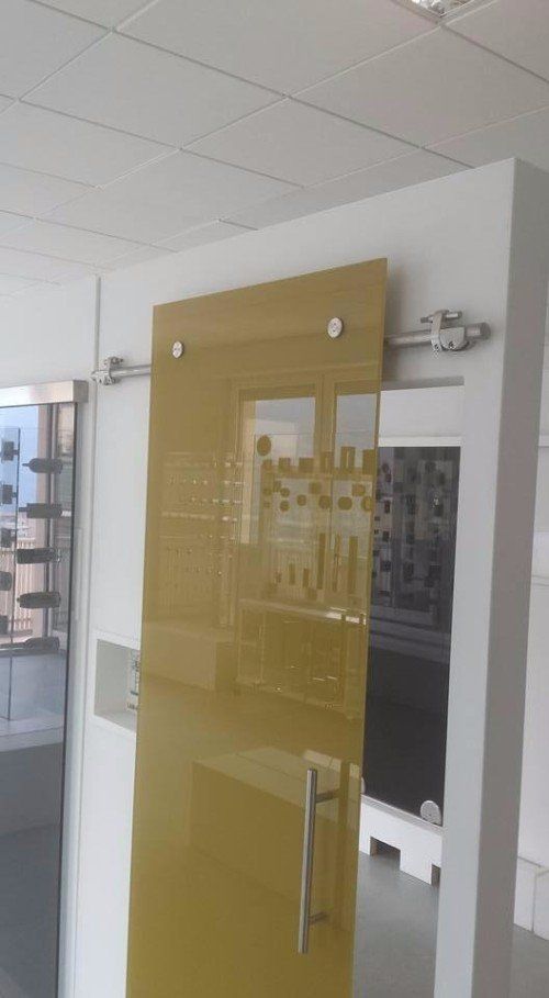 divisorio in vetro color oro