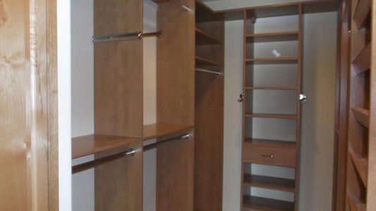 raven-closet