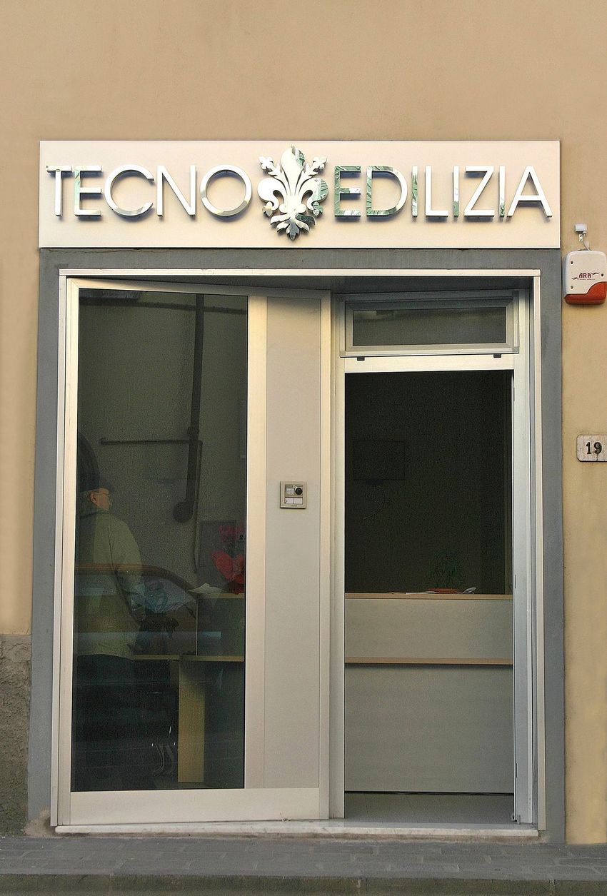 esempio di acciaio inox retroilluminato 3