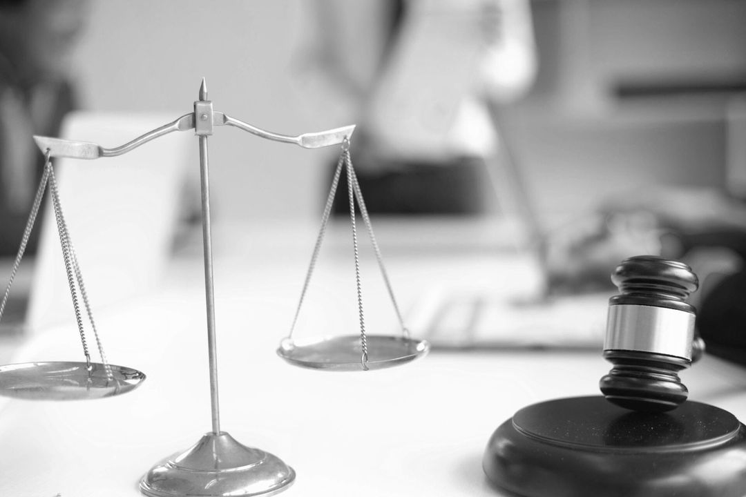 consulenze legali per il diritto contrattuale a Brescia