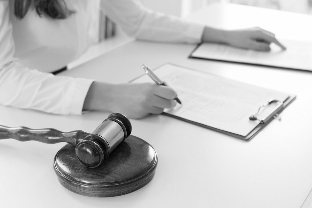 assistenza contrattuale per il diritto immobiliare a Brescia