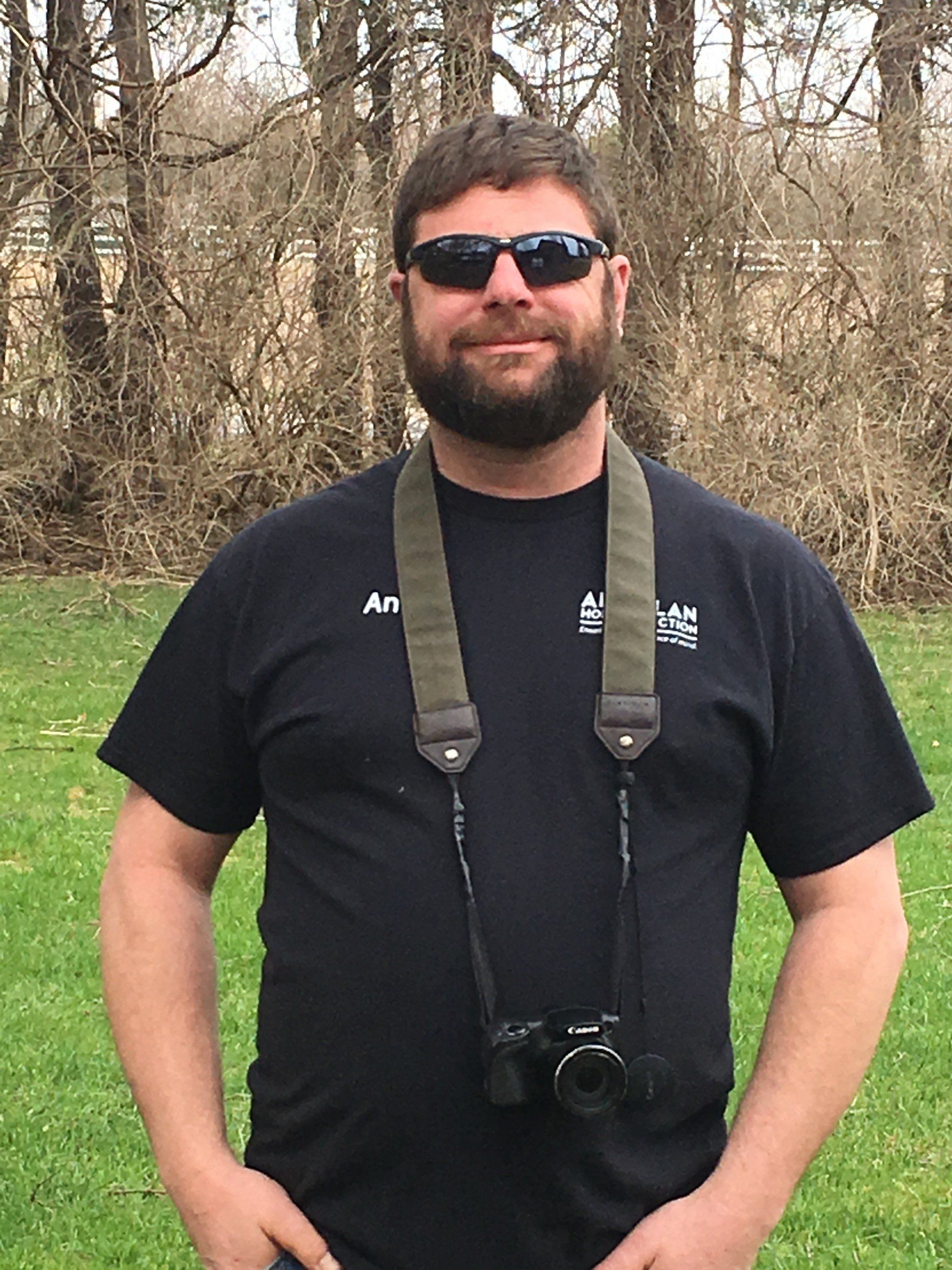 Alberlan employee