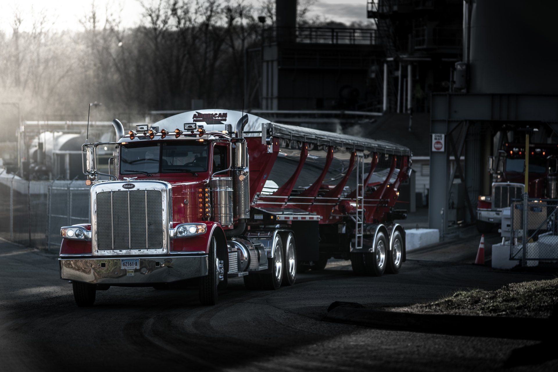 truck and Trout River Live Bottom trailer