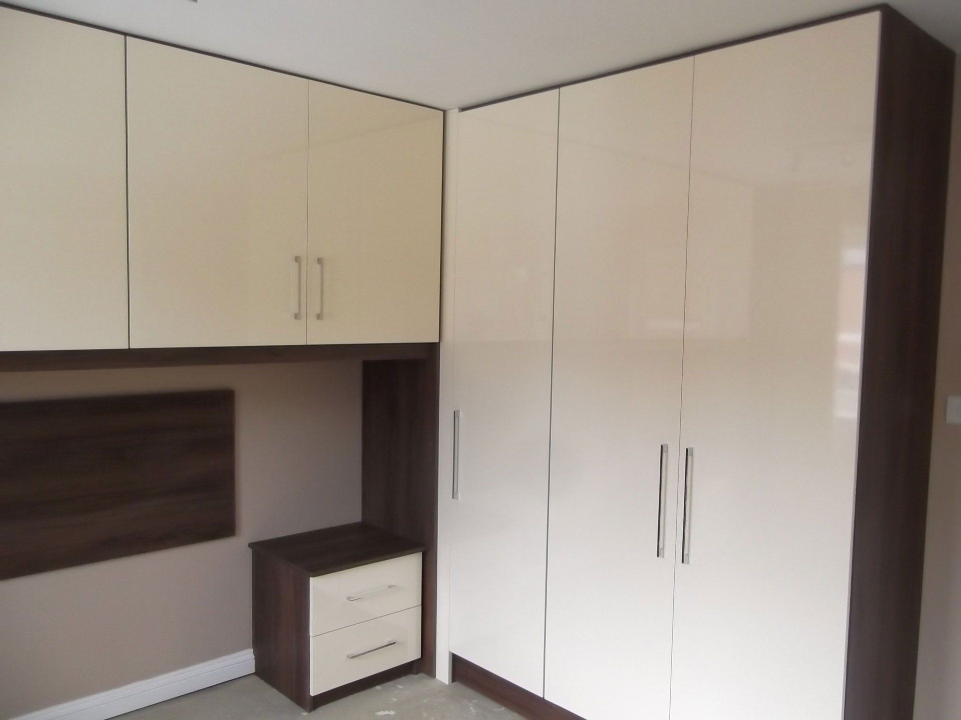 fitted wardrobe