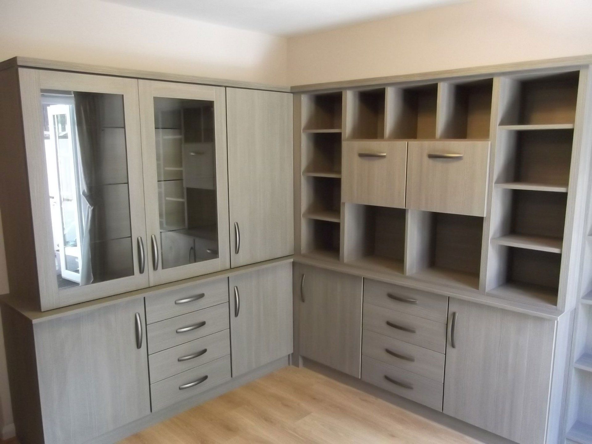corner unit