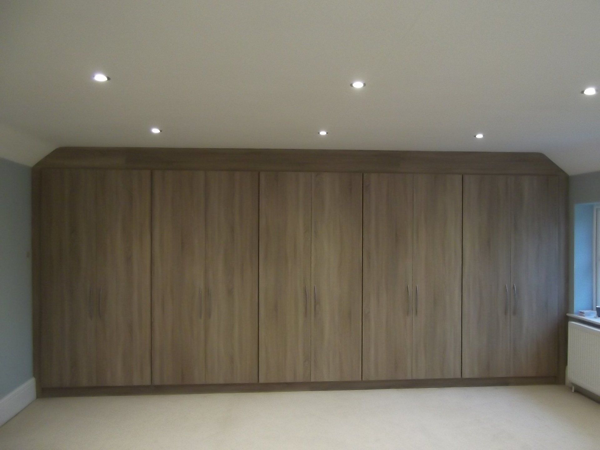 fitted wardrobe