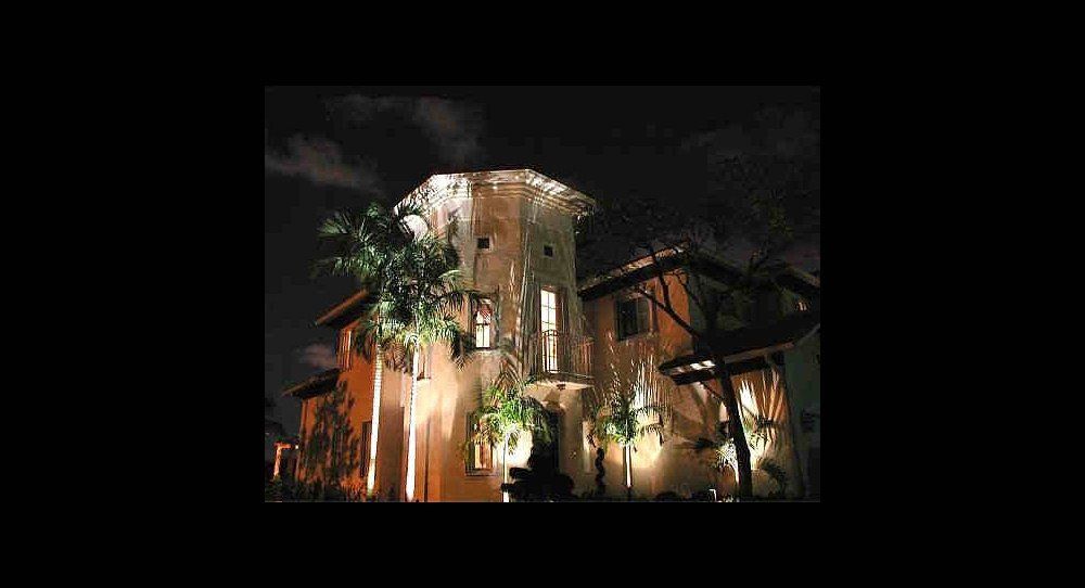 Architectural Lighting by Landscape Lighting of Miami
