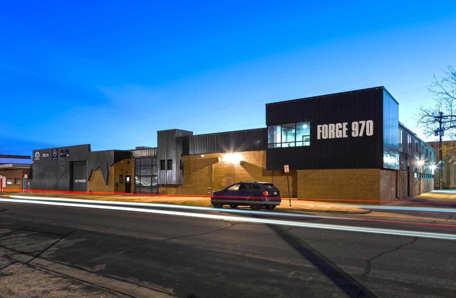 Forge 970 — Aurora, CO — TNT Glass LLC