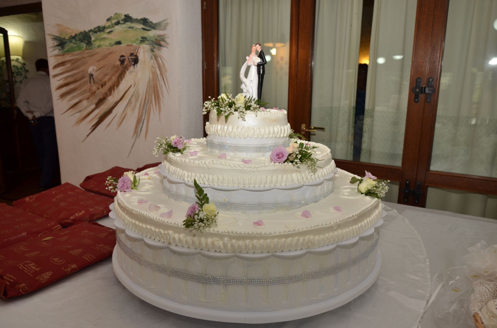 tiered wedding cake