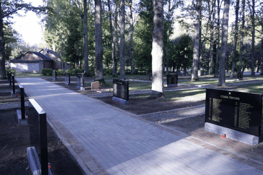 Memoriālie pieminekļu ansambļi 2