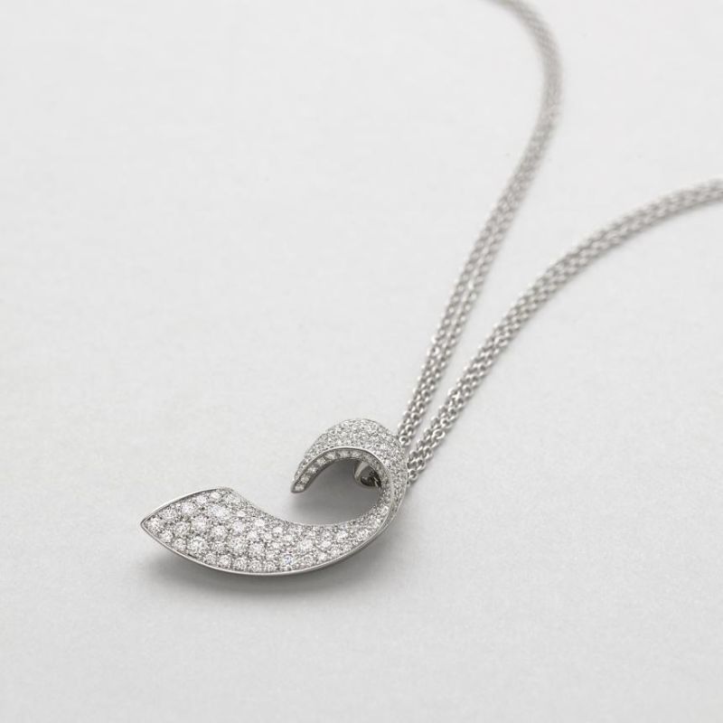 Girocollo Caresse in oro bianco e pavè di diamanti