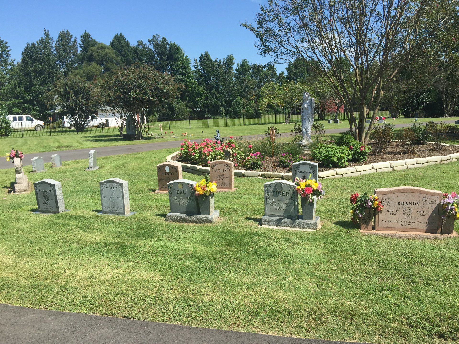 Dixie Memorial Pet Gardens 12