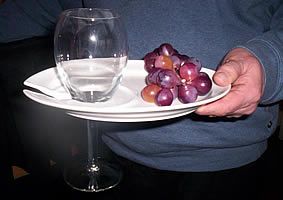 Oval Plate — Royal Oak, MI — C & N Party Rentals