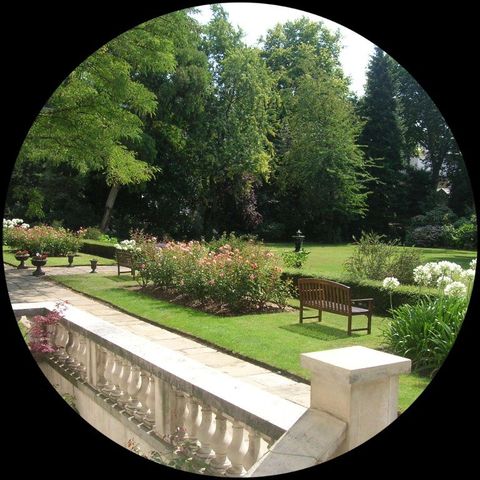 Qualified and trained gardeners