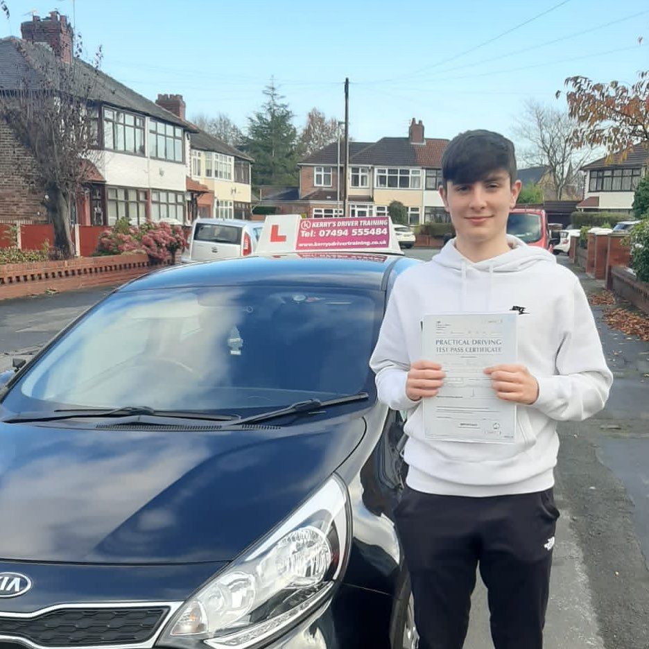 driving instructor warrington Kerrys driver training