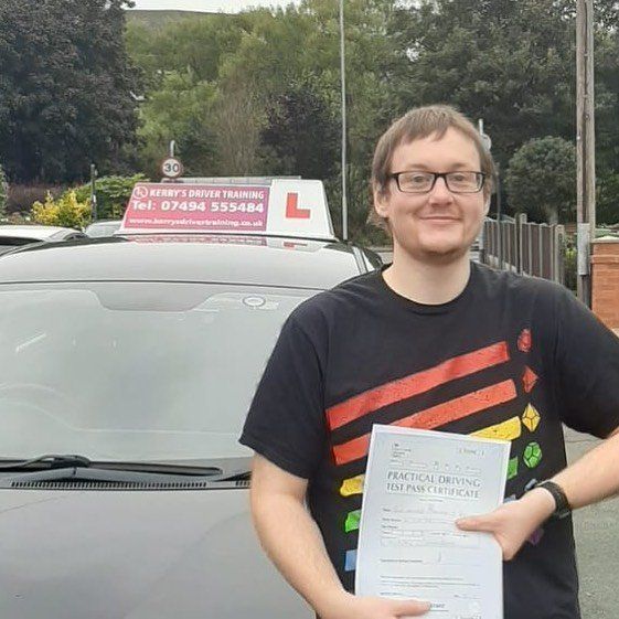 driving instructor warrington Kerrys driver training