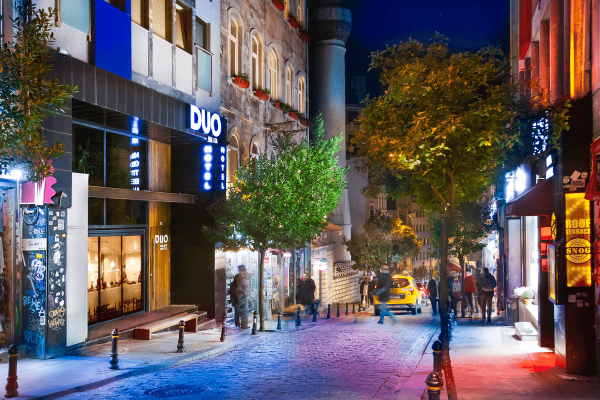 Duo Galata Hotel, Giriş