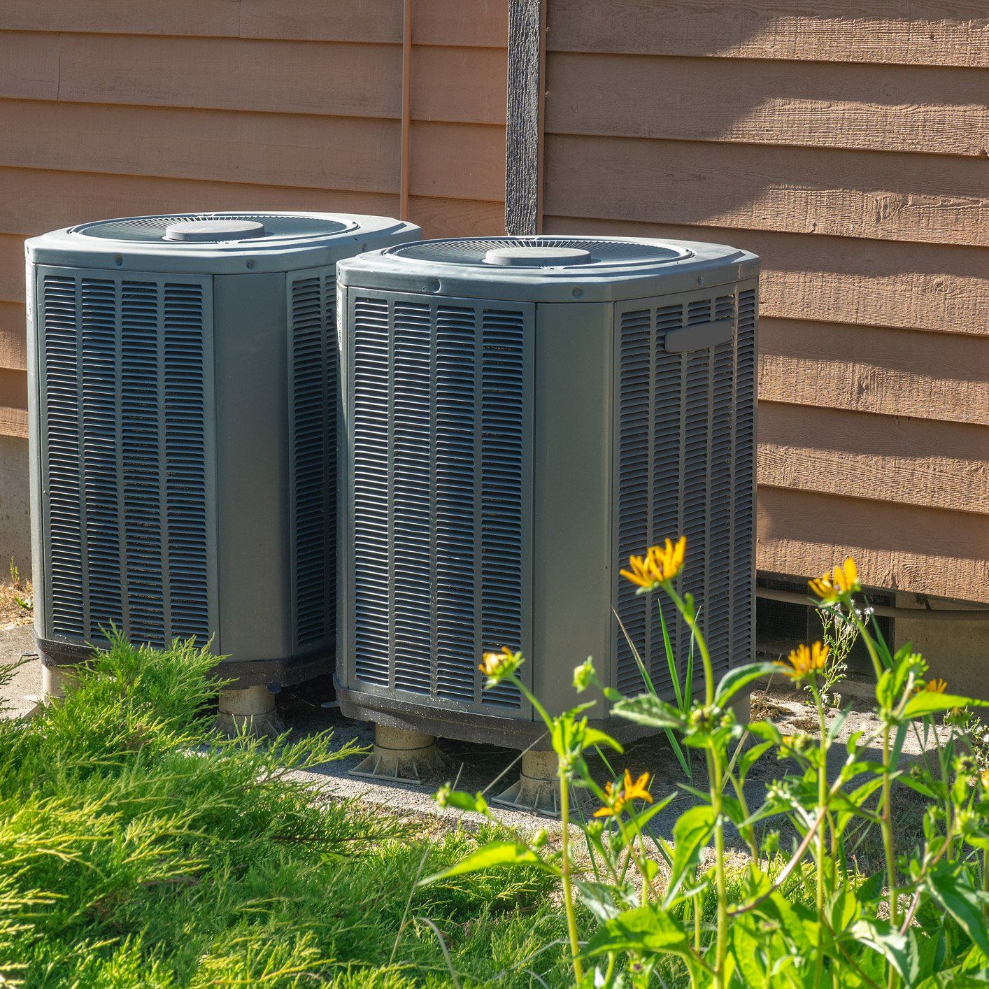HVAC Unit Outside — Fort Worth, Texas — Airborn A/C & Heating HVAC Unit Outside — Fort Worth, Texas — Airborn A/C & Heating