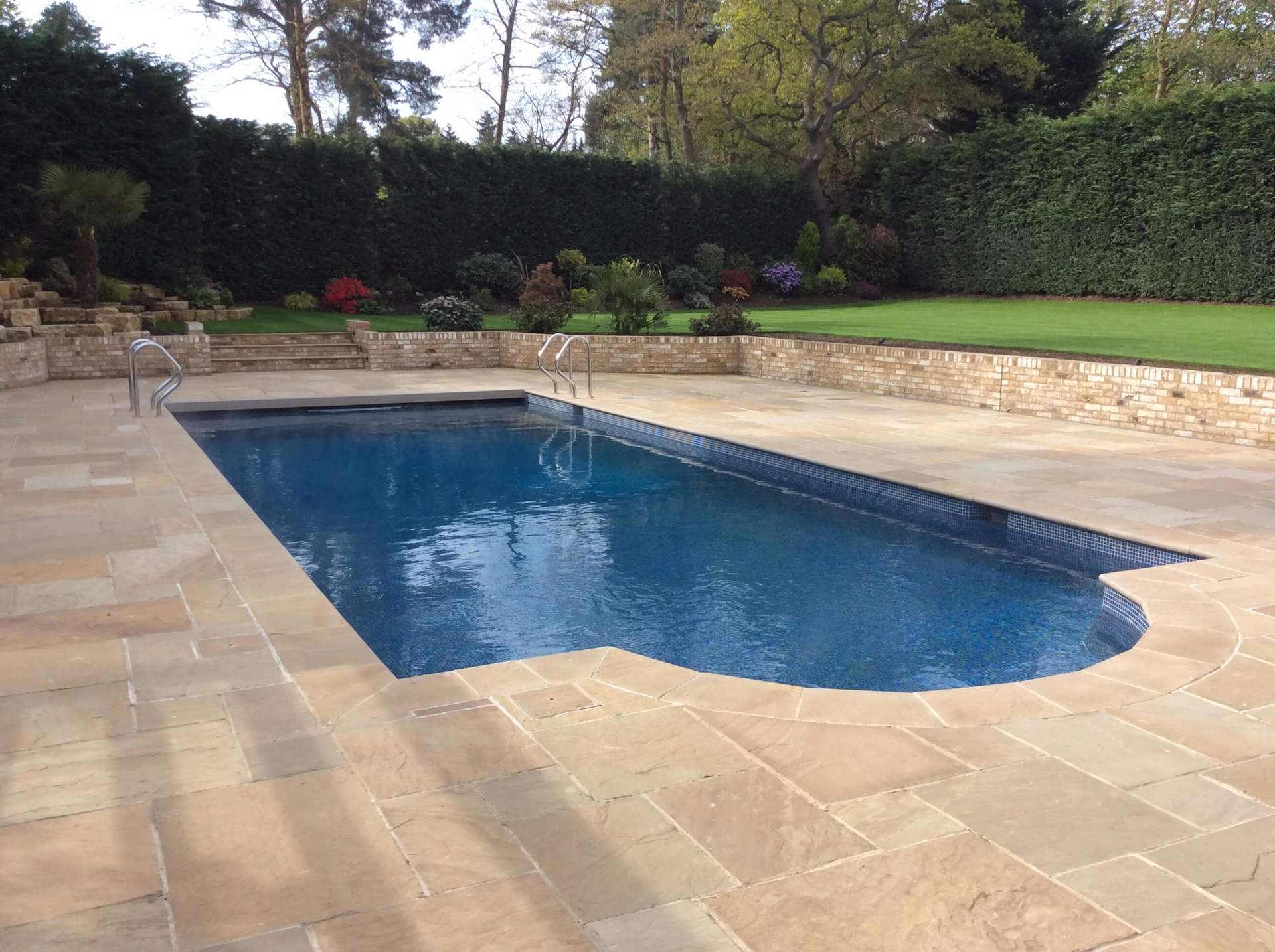 clean swimming pool