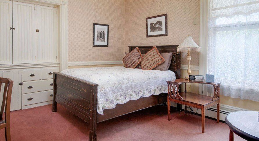 Hinds House Santa Cruz Bedroom